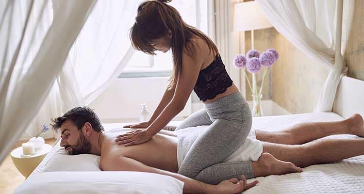 Become-his-sexy-masseuse