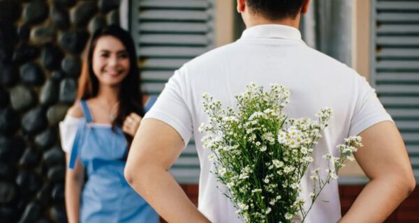 How to impress a girl on a date