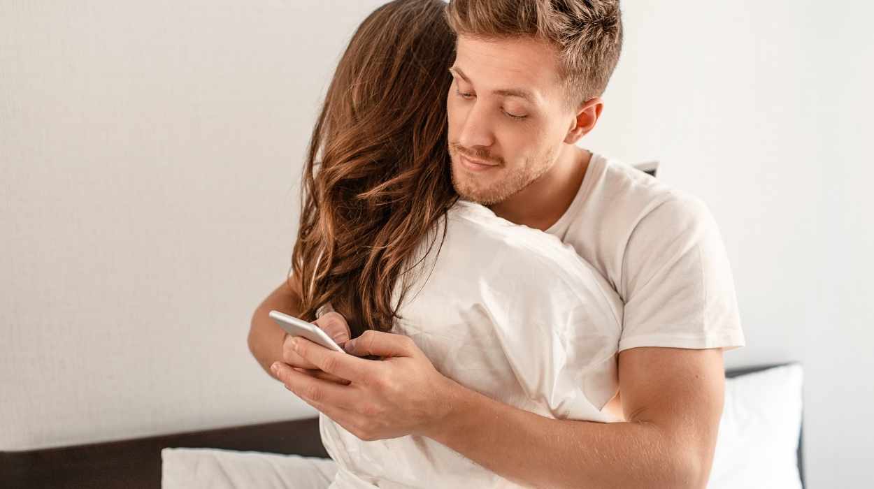 husband talking to another woman