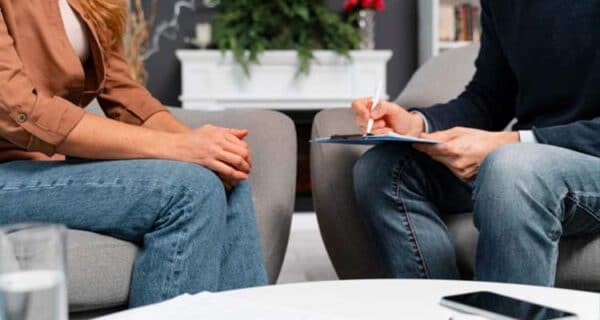 marriage vs living together pros and cons: finances