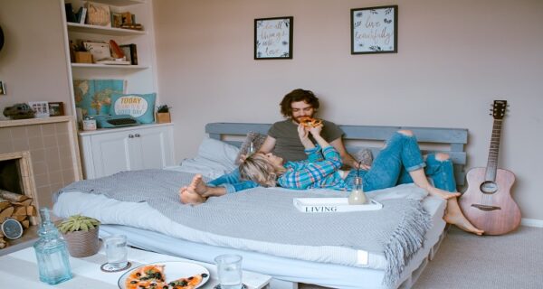 fun-things-to-do-with-your-boyfriend-at-home