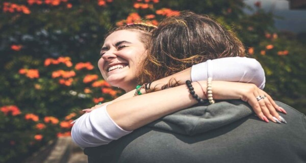 How to hug someone
