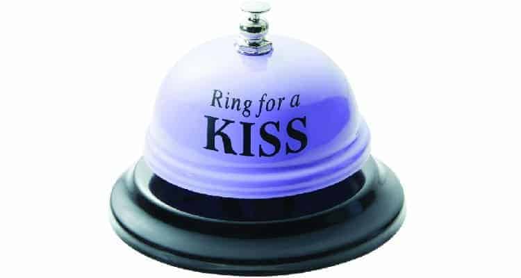 kiss me bell