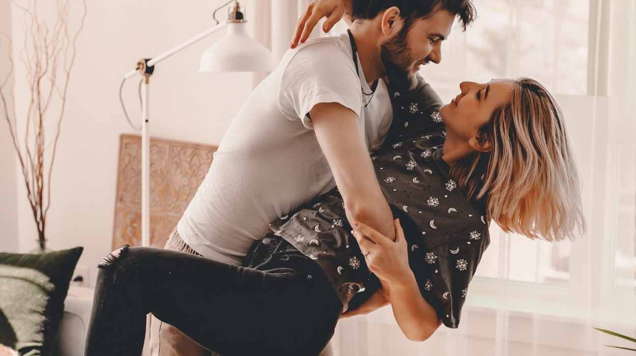 Fun things to do with girlfriend at home