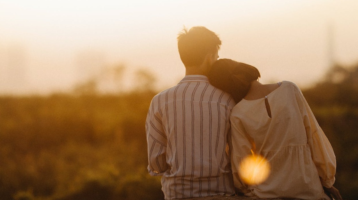 what sign is the best match for aries woman