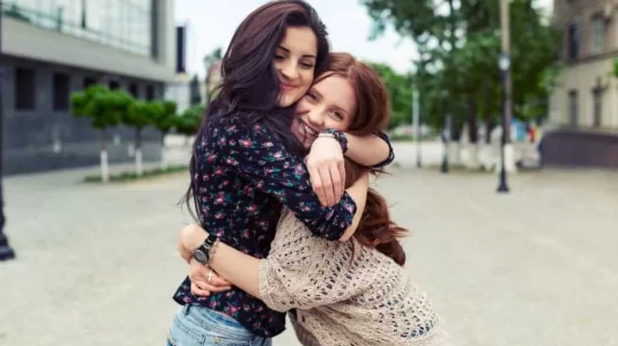 London Bridge hug